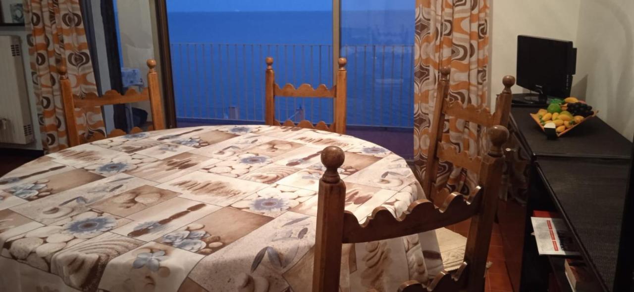 ארנצאנו Appartamento Con Super Vista Sul Mare מראה חיצוני תמונה